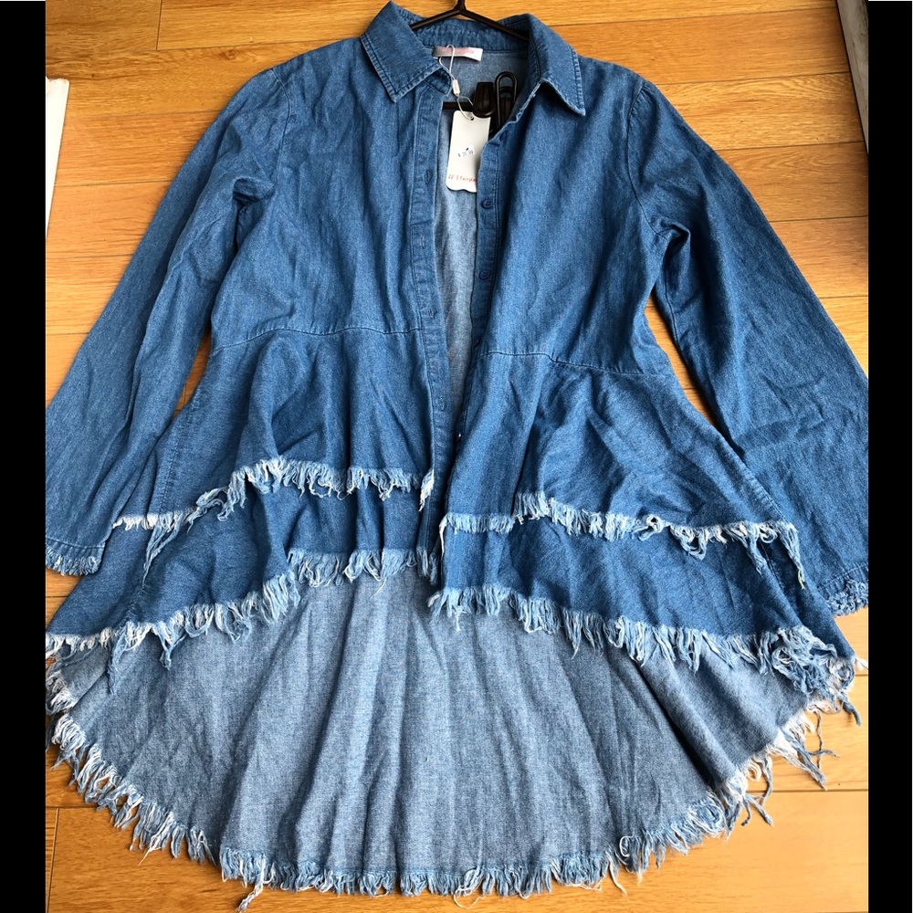 Women’s denim jacket size (L)
